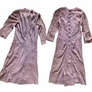 Vintage Dress Lavender Mid Length XS / Small Flowy  Pleat Bust Buttoned Back